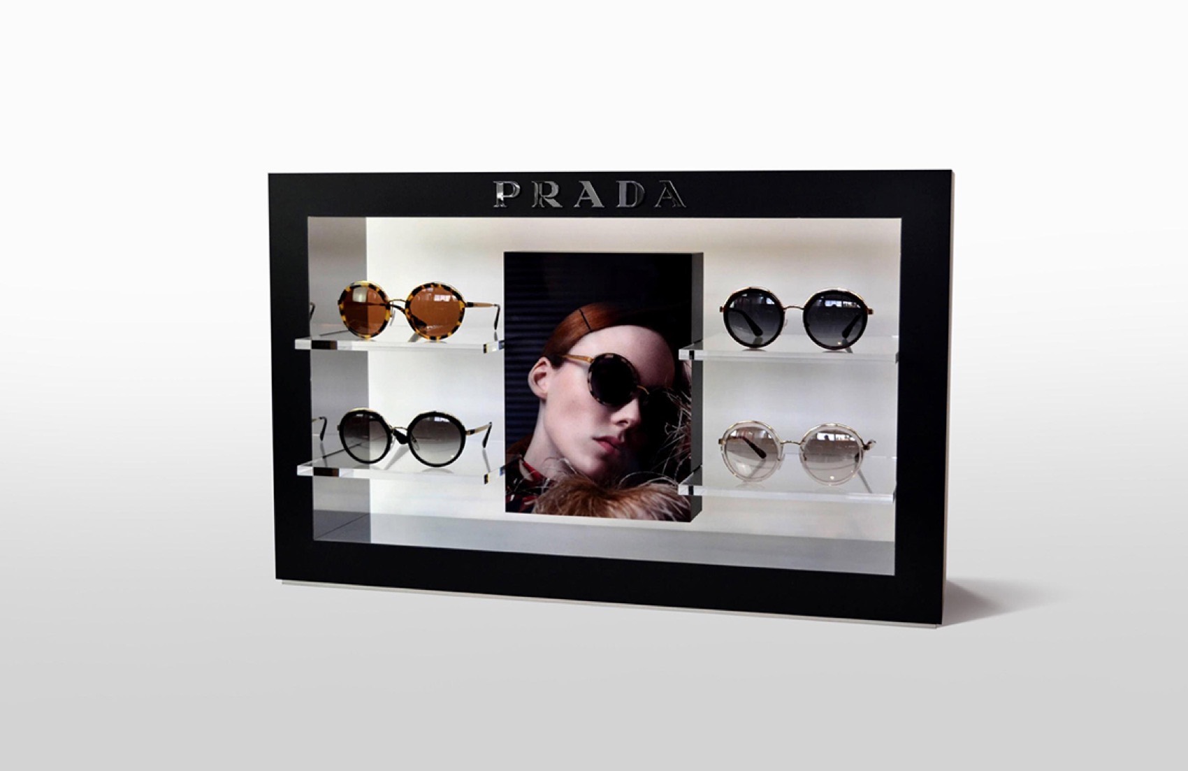 POS / Display · Espositore Eyewear Prada
